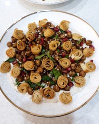 سالاد بادمجان و نخود