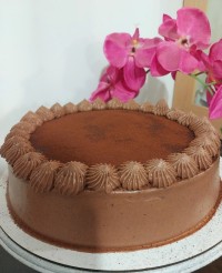 کیک سه شیر شکلاتی