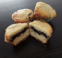 کاپ کیک با مغزی نارگیل و گردو