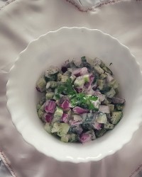 سالاد خیار رستورانی