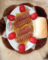 ساندویچ هات داگ. 