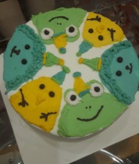 کیک تولد خامه ای 