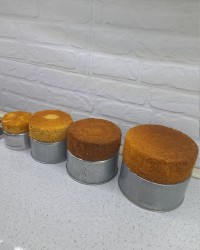 کیک اسفنجی زرده ای قنادی 