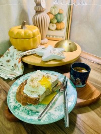 صبحونه ی ادایی