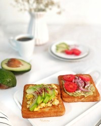 تست آووکادو با نیمرو