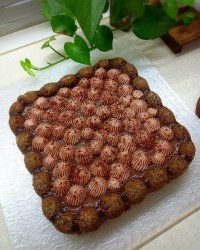 کیک قهوه همراه با کرم پنیری قهوه