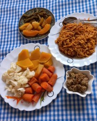 ماکارونی با گوشت چرخ کرده 
