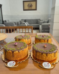 کیک هل و گلاب