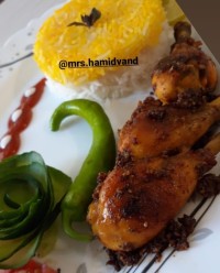 اکبر جوجه با سس مخصوص