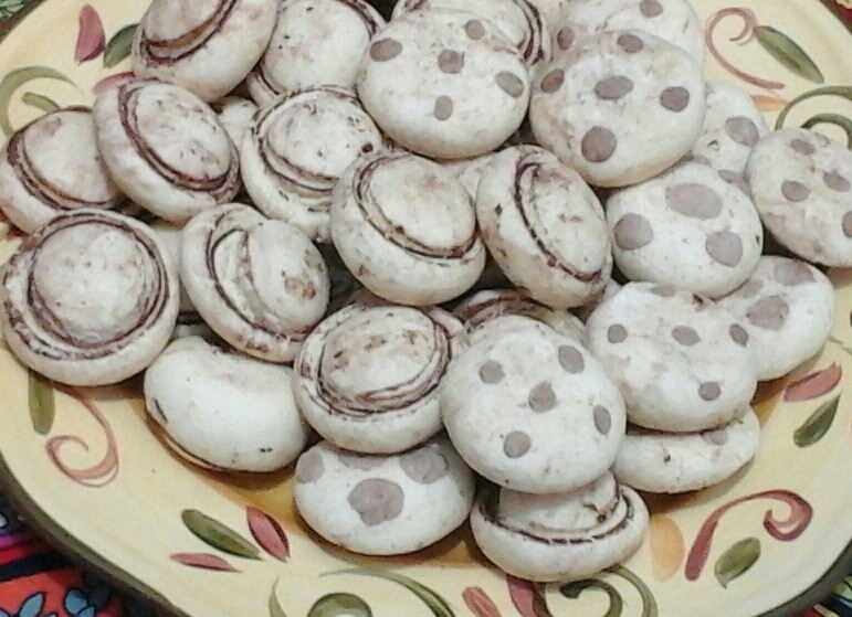 شیرینی قارچی