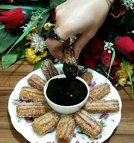 شیرینی چوروس