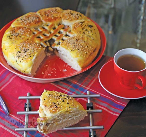 نان حلوای سیب با مغز گردو