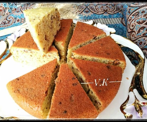 کیک کشمش و گردو با آرد نانوایی