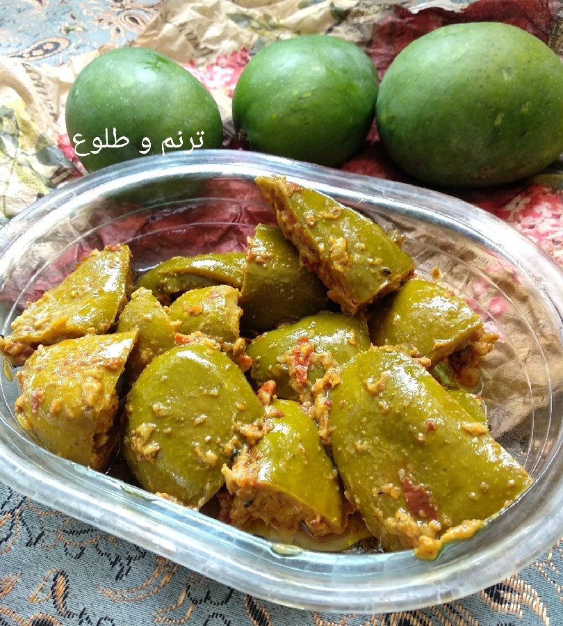 ترشی انبه پاکستانی با پوست