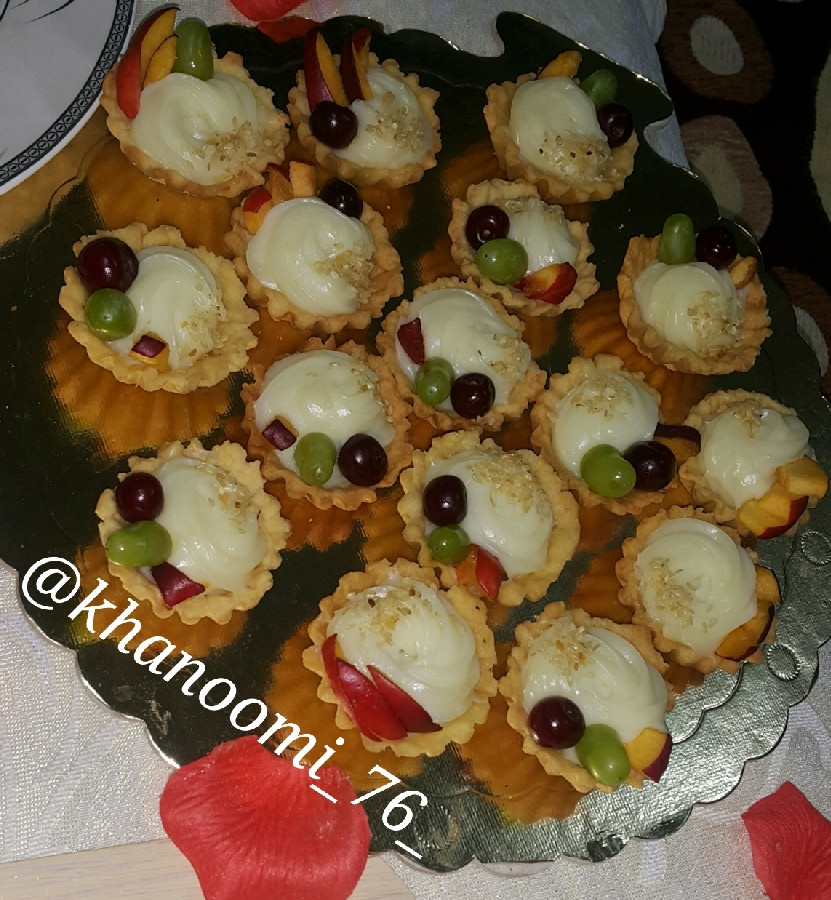 نان تارت خونگی(میوه و غذا)