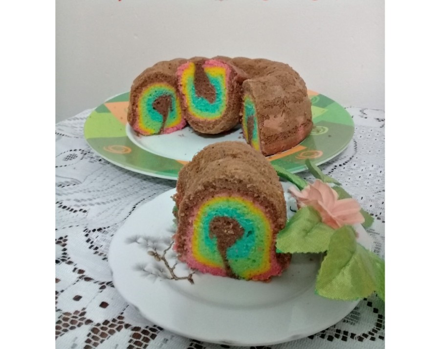 کیک شکلاتی رنگین کمانی بدون فر