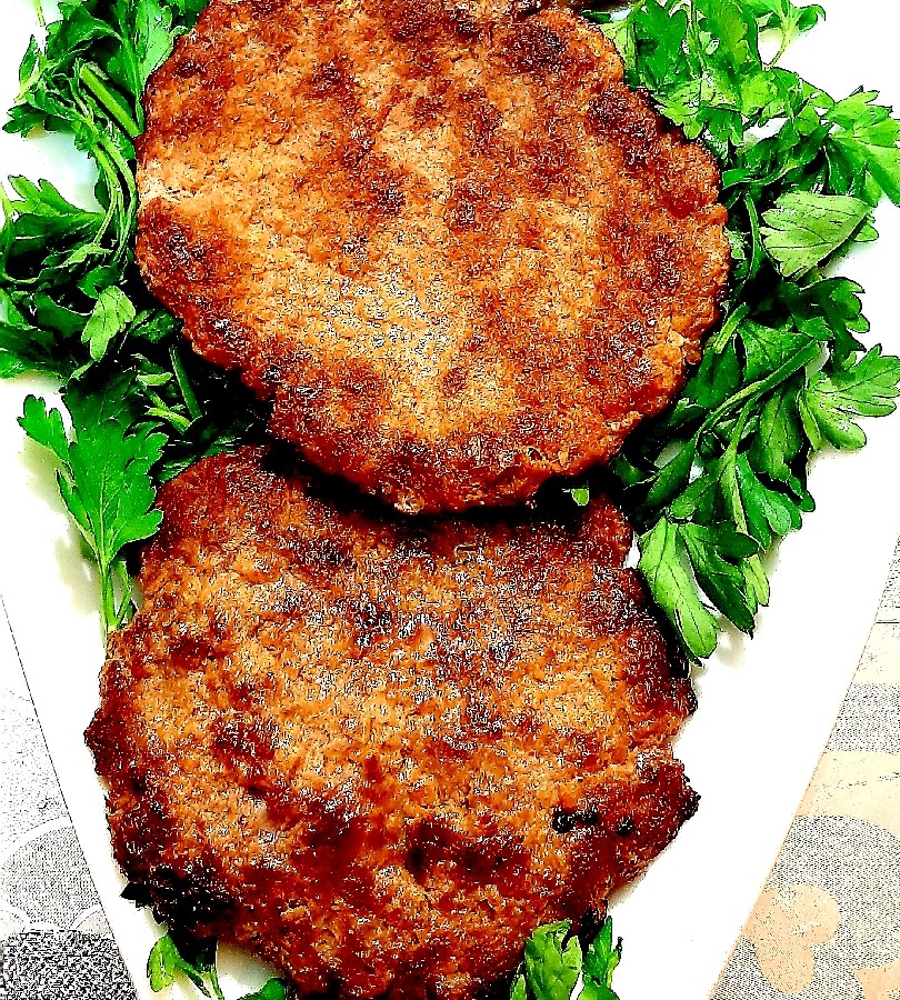 همبرگر مخصوص خانگی
