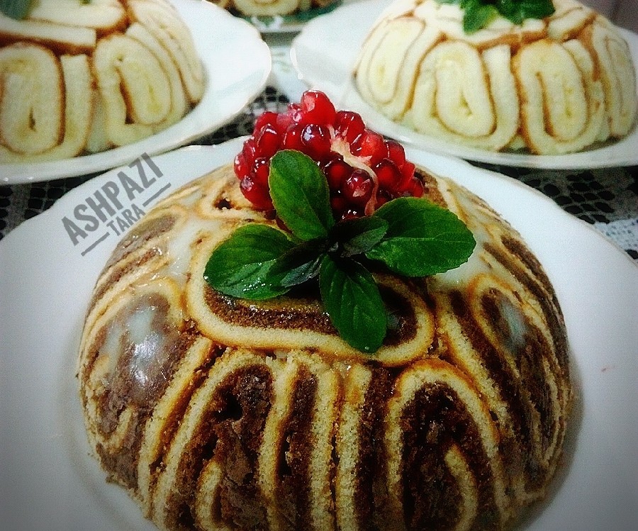 دسر شارلوت موز و گردو