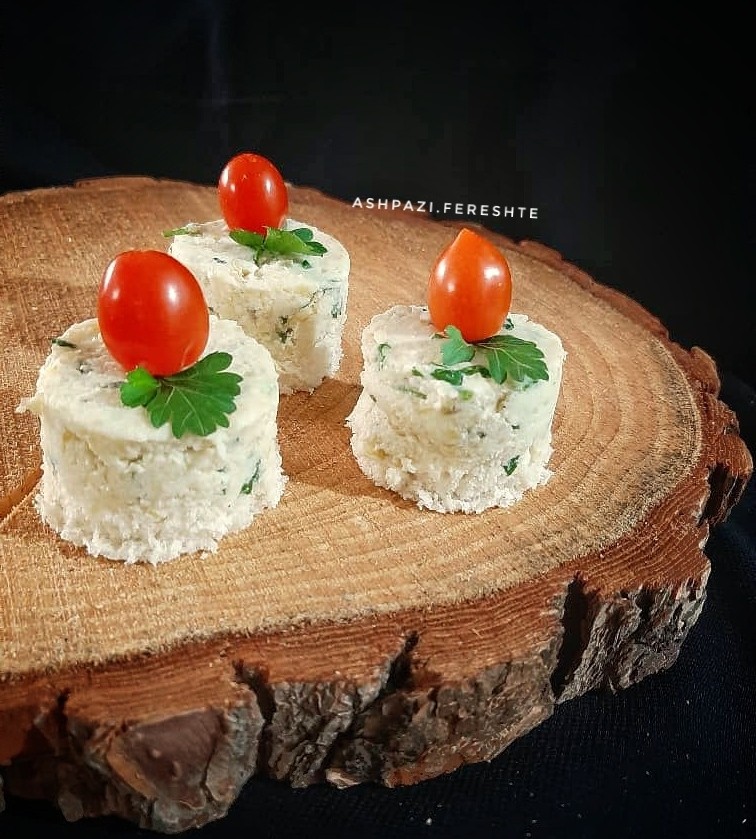 راتا مرغ و جعفری