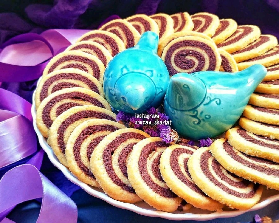 کوکی دورنگ