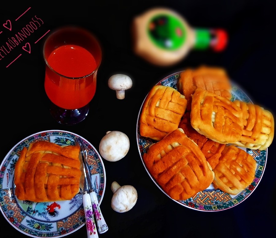 پیراشکی گوشت و سیب زمینی