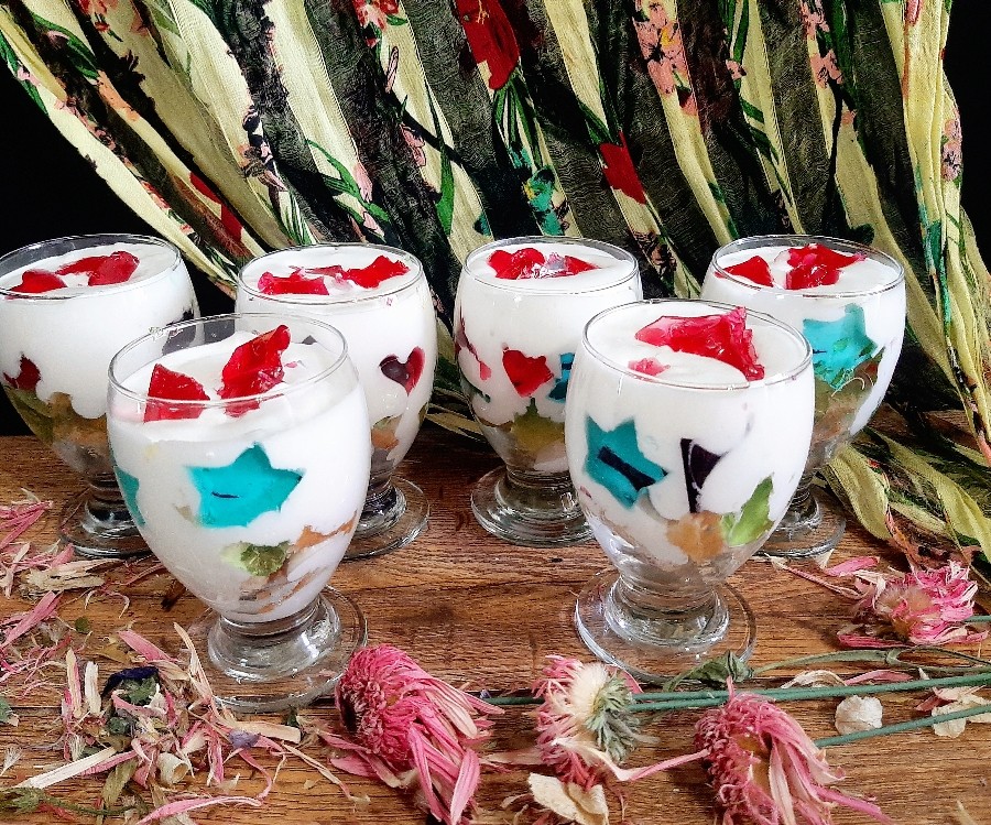عکس ترایفل ژله بستنی