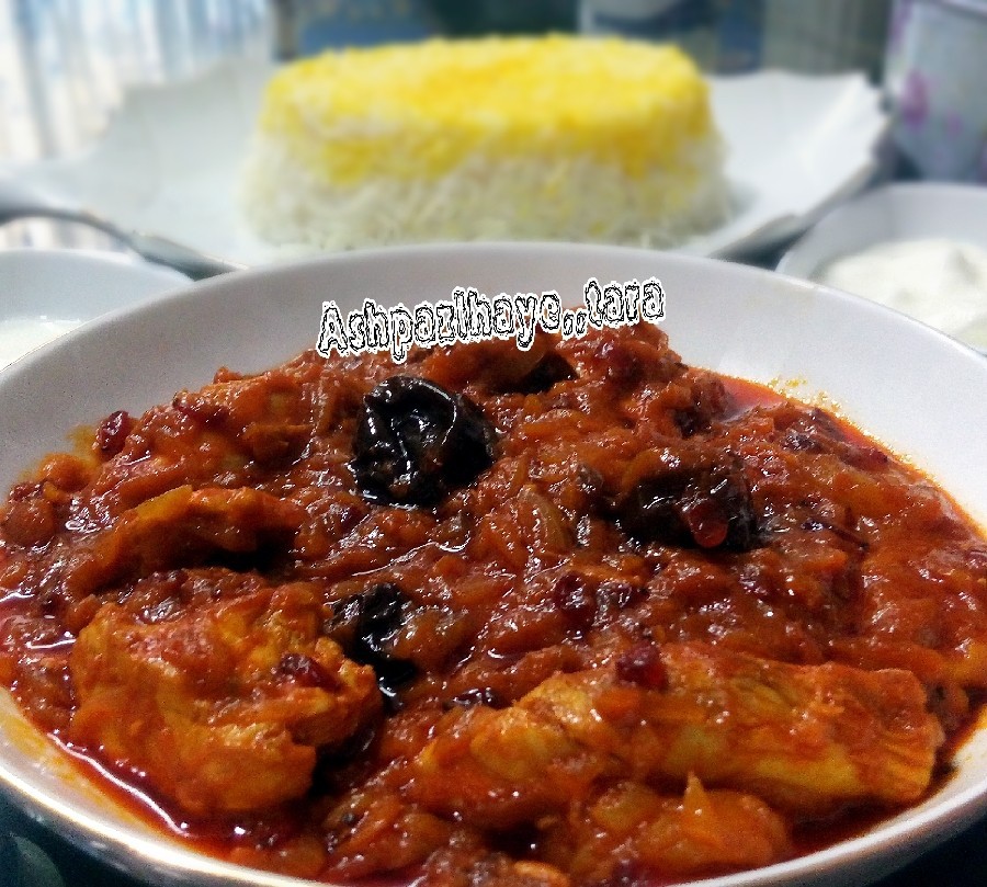 خورش آلو زرشک با مرغ