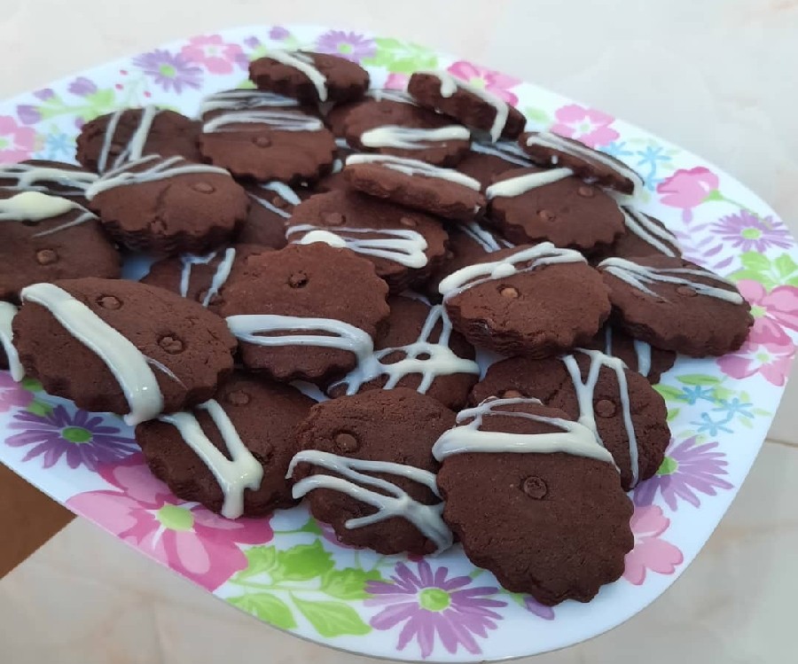 کوکی بدون کره وتخم مرغ