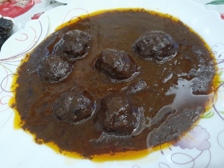 فسنجان با کوفته قل قلی
