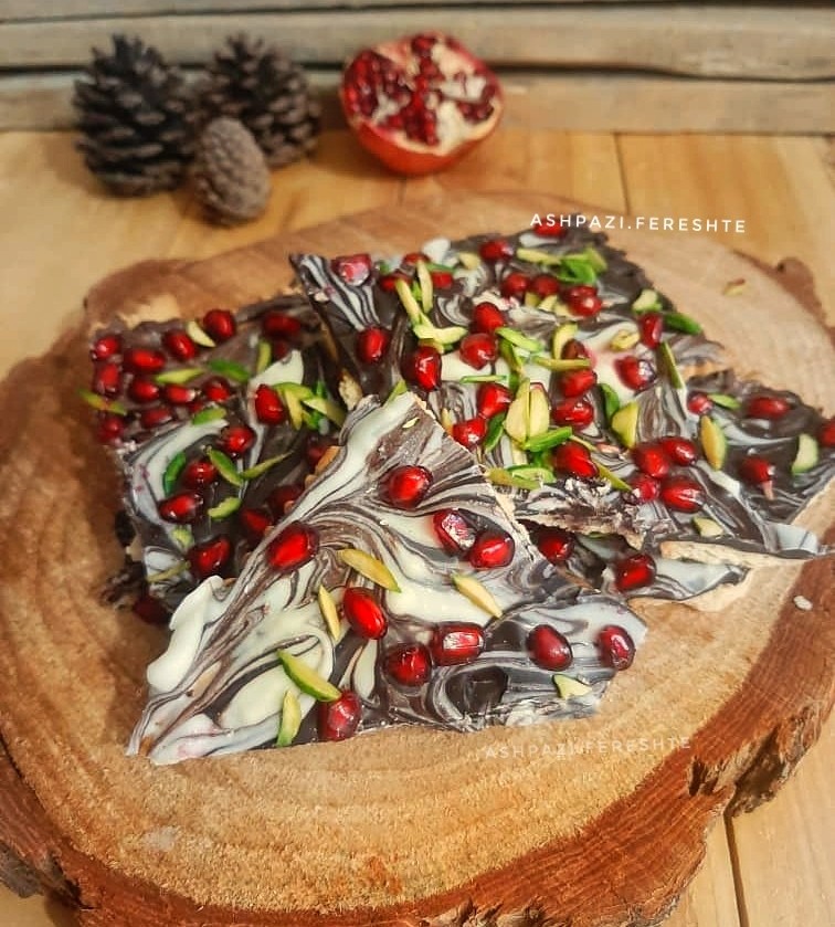 بارک شکلاتی انار