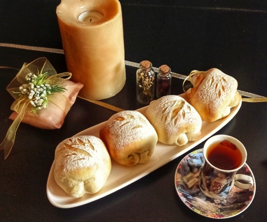 نان کلوچه صبحانه فرانسوی