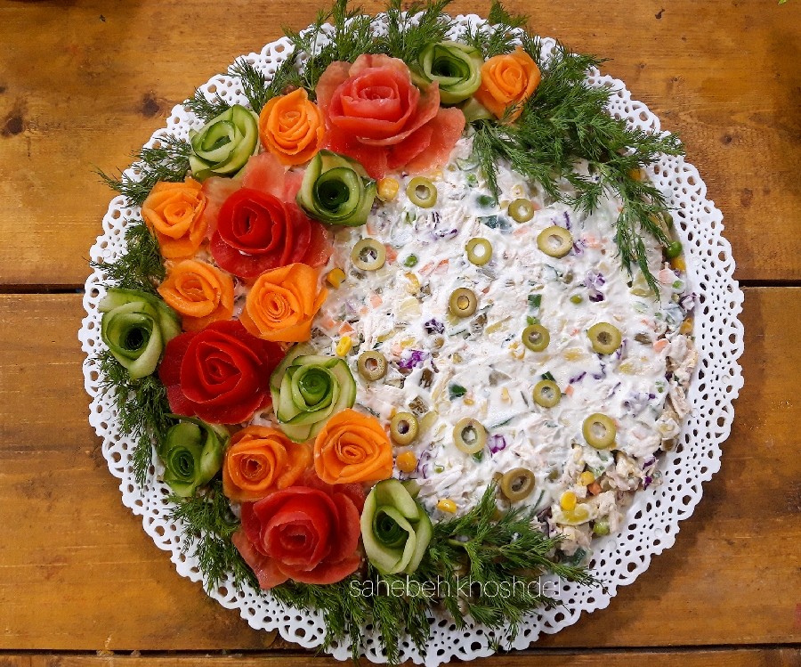 سالاد مرغ و سبزیجات