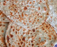 عکس طرز تهیه نان تنوری جنوبی