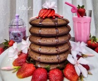 عکس طرز تهیه پنکیک پفکی شکلاتی