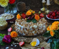 عکس طرز تهیه کیک بادام آمریکایی