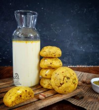 عکس طرز تهیه کوکی زعفران و پسته