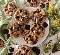 عکس طرز تهیه کوکی چاکلت چیپ اوتمیل 