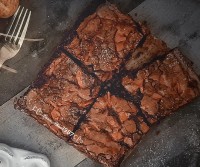 عکس طرز تهیه کیکِ براونی شکلاتی