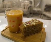 عکس طرز تهیه اسموتی خرمالو و سیب