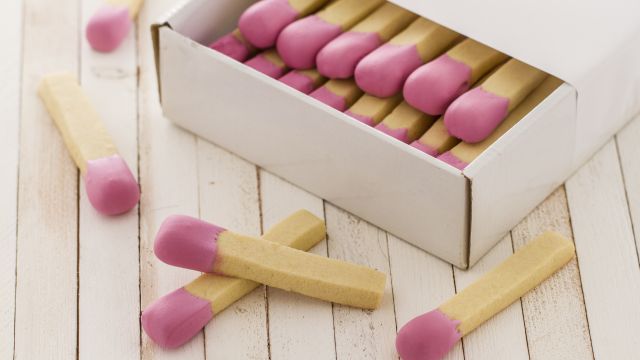 بیسکوییت کبریتی