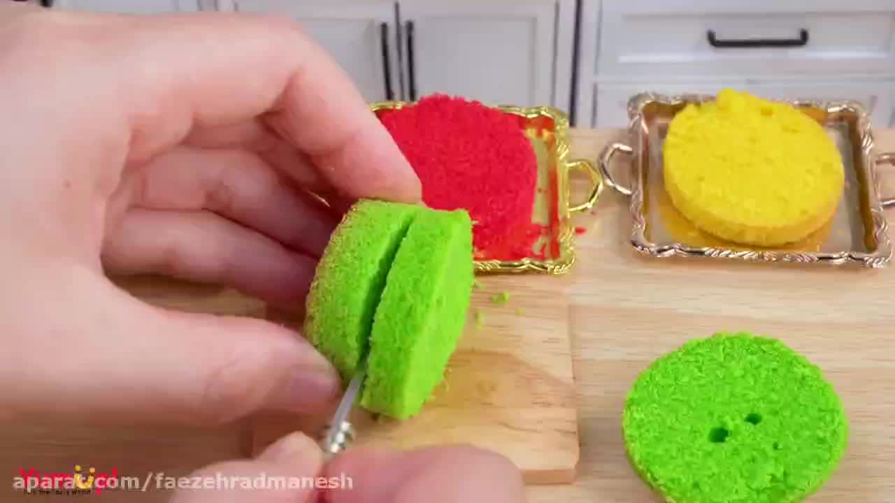 تزیین مینی کیک