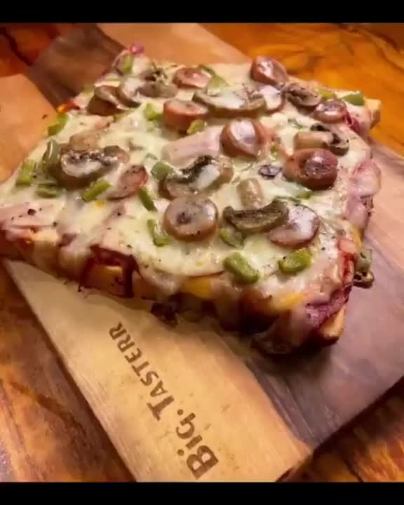 پیتزا با نان تست