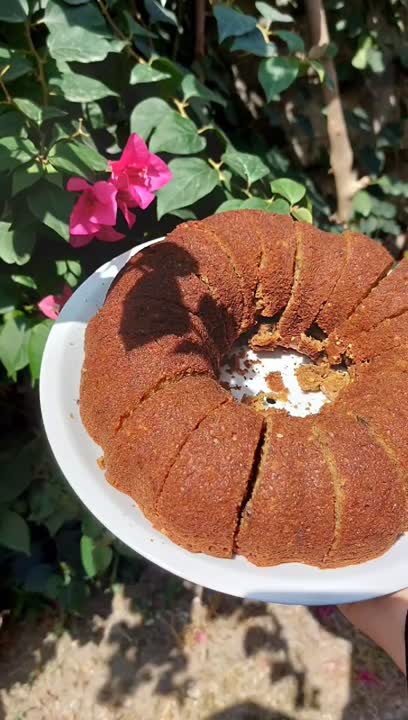 ... کیک نسکافه ... مواد لازم ... کپشن ...