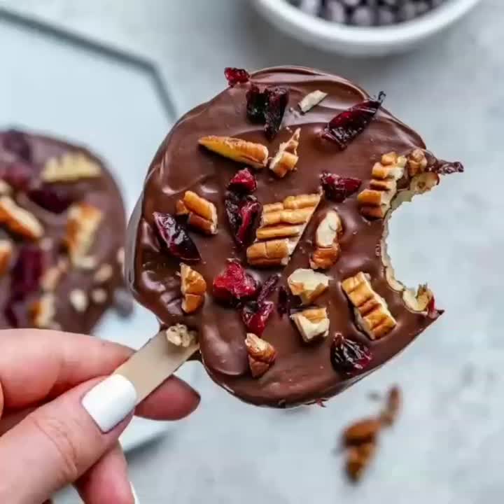 دسر سیب خوشمزه