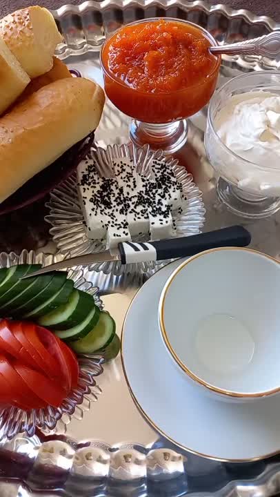 صبحانه با مربای خانگی