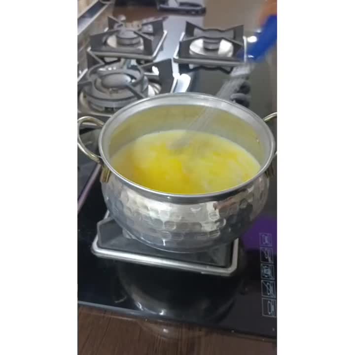 دسر زعفرانی فوری۲