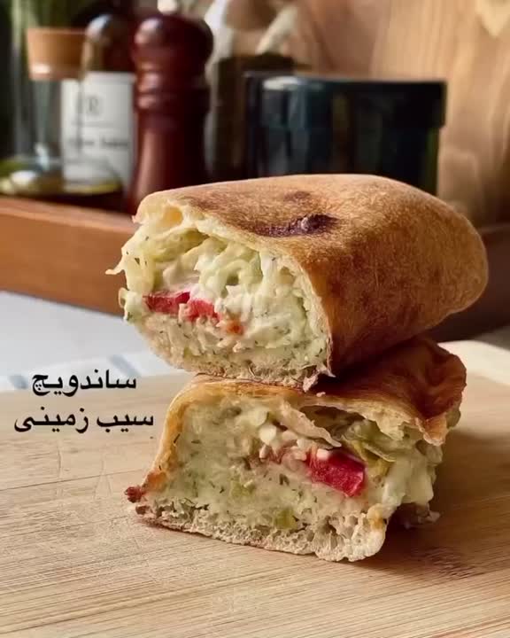 یه ساندویچ خوشمزه که میتونه چاشت بچه ها تو مدرسه هم باشه??