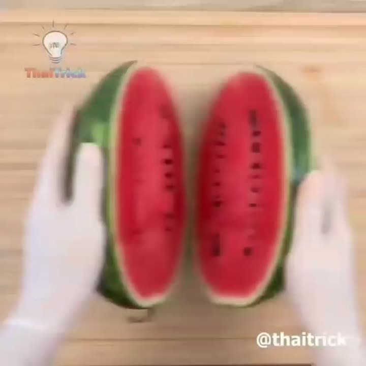 برش هندوانه به شکل پروانه