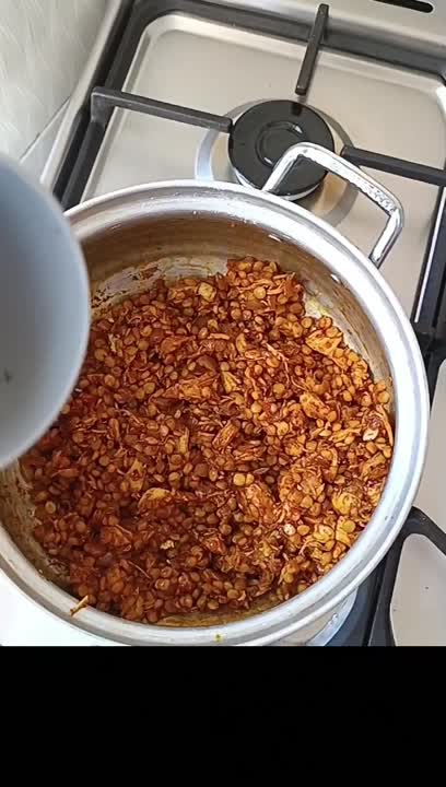 لپه پلو با مرغ بوشهری