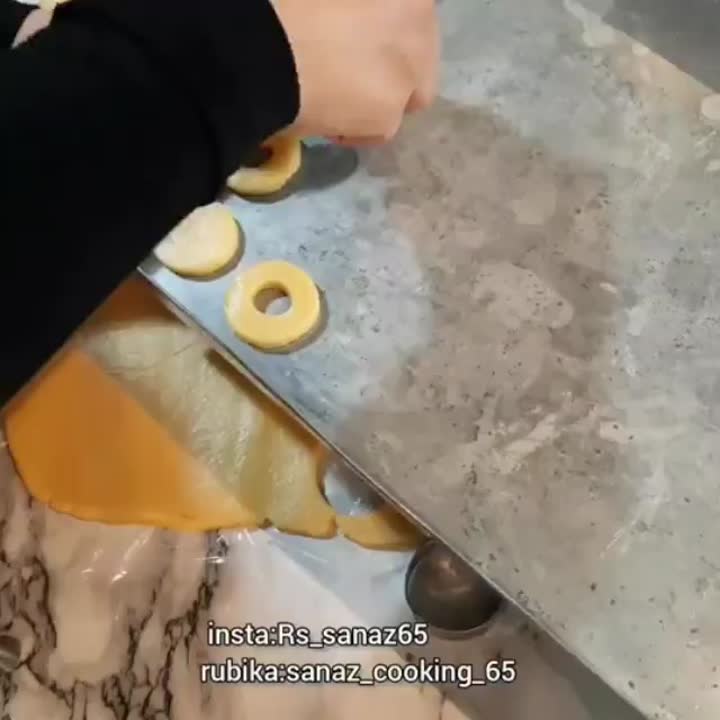 شیرینی مربایی (۳)